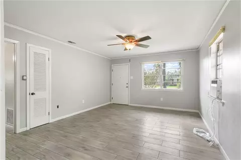 Living - 227 Barton Ave, Luling, LA 70070 photo 2 of 3