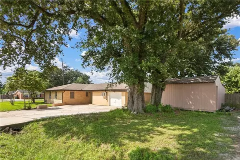 Exterior - 227 Barton Ave, Luling, LA 70070 photo 4 of 4