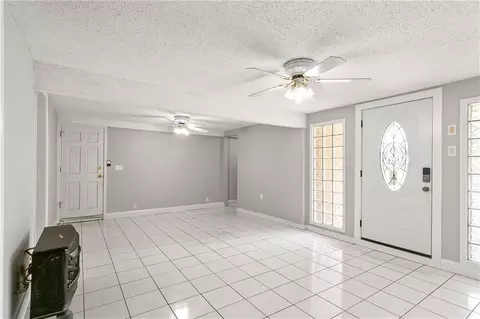 Living - 227 Barton Ave, Luling, LA 70070 photo 3 of 3