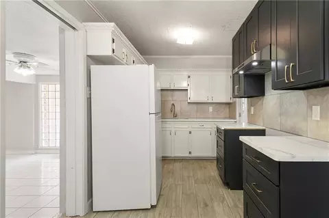 Kitchen - 227 Barton Ave, Luling, LA 70070 photo 1 of 2