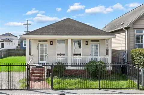2566 N Rocheblave St, New Orleans, LA 70117