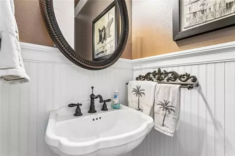 Bath - 222 Constellation Dr, Slidell, LA 70458 photo 1 of 5