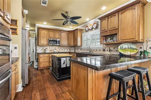 Kitchen - 222 Constellation Dr, Slidell, LA 70458 photo 1 of 2