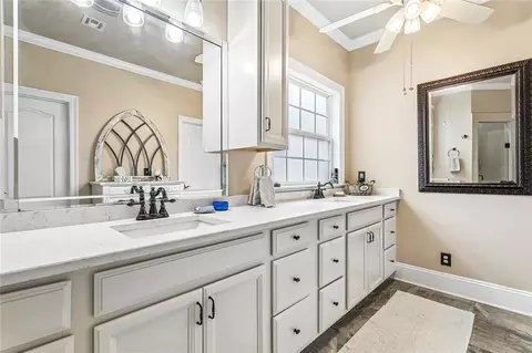 Bath - 222 Constellation Dr, Slidell, LA 70458 photo 2 of 5