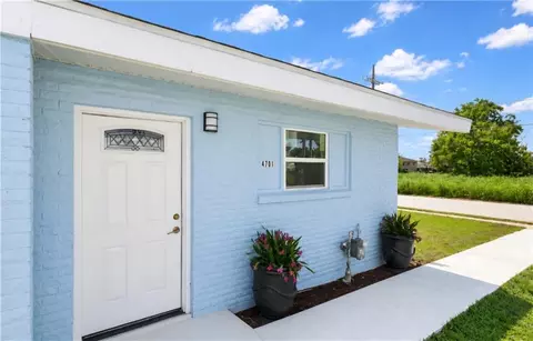 4701 Longfellow Dr, New Orleans, LA 70127