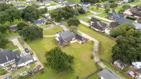 View/Area - 217 W 3rd St, Reserve, LA 70084 photo 5 of 9