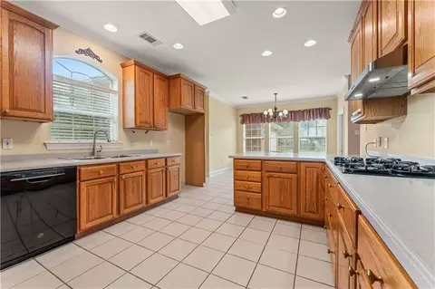 Kitchen - 217 W 3rd St, Reserve, LA 70084 photo 2 of 3