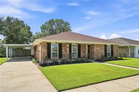 Exterior - 7 Caddo Ct, Kenner, LA 70065 photo 2 of 5