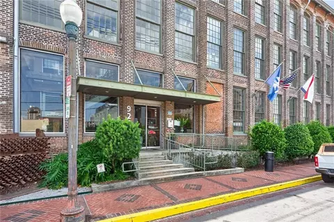 920 Poeyfarre St #241, New Orleans, LA 70130