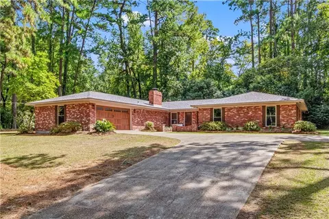 107 Washington St, Pineville, LA 71360