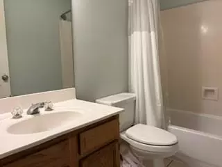 Bath - 25094 Lowe Davis Rd, Covington, LA 70435 photo 3 of 3