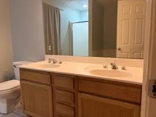 Bath - 25094 Lowe Davis Rd, Covington, LA 70435 photo 1 of 3