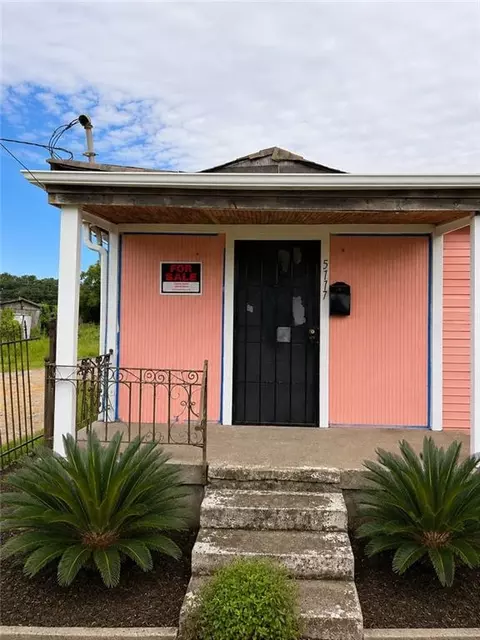 5717 N Robertson St, New Orleans, LA 70117