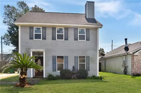 108 River Point Dr, Destrehan, LA 70047