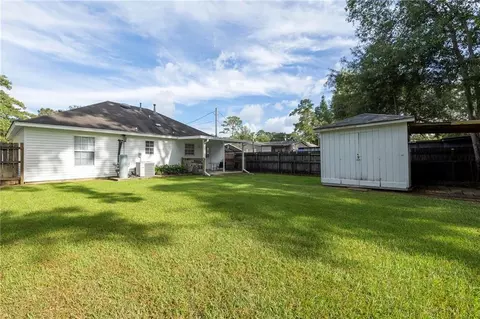Exterior - 4138 Walnut St, Slidell, LA 70461 photo 5 of 7