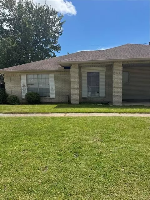541 Heritage Cv, Laplace, LA 70068