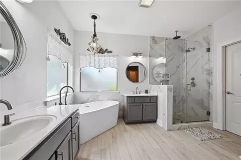 Bath - 2384 Cours Carson St, Mandeville, LA 70448 photo 1 of 3