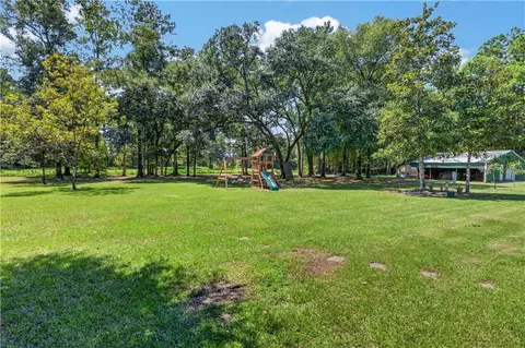 Exterior - 115 Eagle Rd, Covington, LA 70435 photo 6 of 13