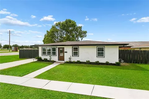 716 Francis St, Marrero, LA 70072