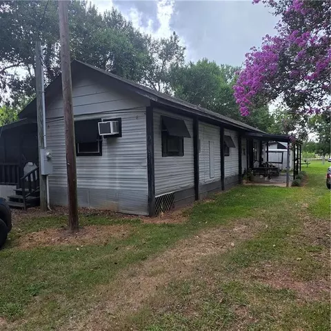 1507 Couvillion St, Moreauville, LA 71355