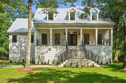 925 Old Landing Rd, Covington, LA 70433