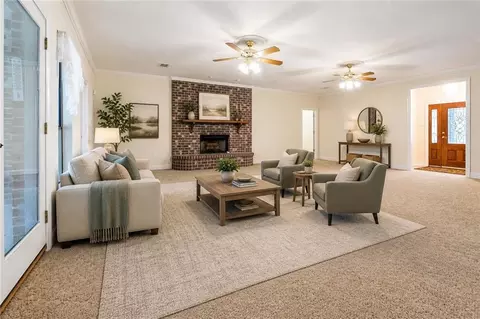 Living - 69170 4th Ave, Covington, LA 70433 photo 1 of 5