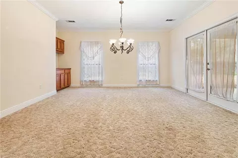 Living - 69170 4th Ave, Covington, LA 70433 photo 4 of 5