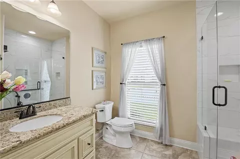 Bath - 324 Craftsman Ct, Covington, LA 70433 photo 5 of 6