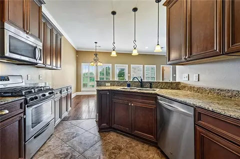 Kitchen - 337 Nicklaus Dr, Slidell, LA 70458 photo 1 of 2