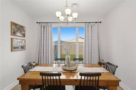 Dining - 503 Lauve Ln, Luling, LA 70070 photo 1 of 2