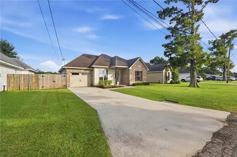 Exterior - 503 Lauve Ln, Luling, LA 70070 photo 2 of 4