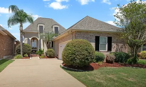 1443 Royal Palm Dr, Slidell, LA 70458