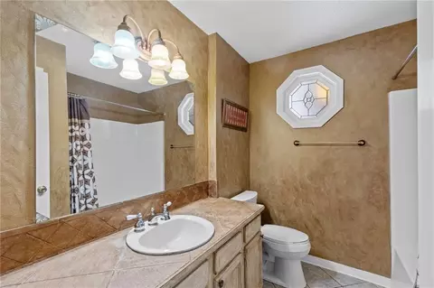 Bath - 320 Drury Ln, Slidell, LA 70460 photo 5 of 5