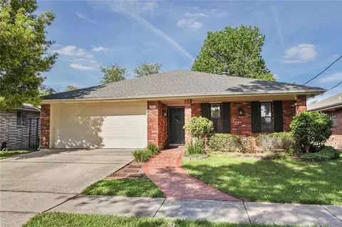 1517 Apple St, Metairie, LA 70001