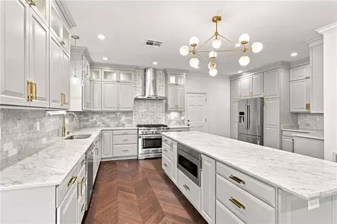 Kitchen - 2231 Ormond Blvd, Destrehan, LA 70047 photo 1 of 4