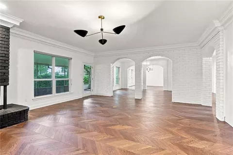 Living - 2231 Ormond Blvd, Destrehan, LA 70047 photo 4 of 8