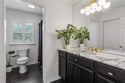 Bath - 2231 Ormond Blvd, Destrehan, LA 70047 photo 4 of 5