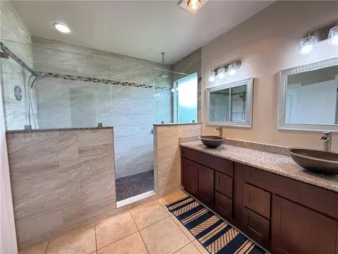 Bath - 613 Del Sol Pass, Covington, LA 70433 photo 3 of 4