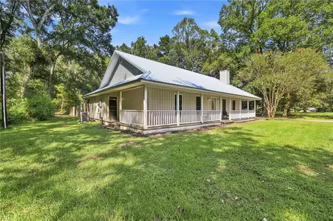 Exterior - 16267 Black Mud Rd, Walker, LA 70785 photo 5 of 8