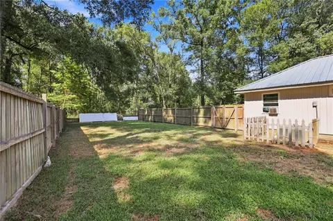 Exterior - 16267 Black Mud Rd, Walker, LA 70785 photo 8 of 8
