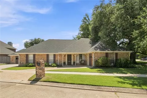 4832 Murphy Dr, Metairie, LA 70006