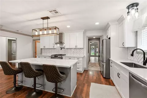 233 Little Farms Ave, River Ridge, LA 70123
