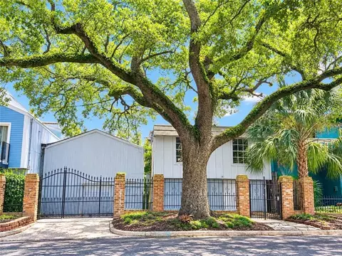 166 S Roadway St, New Orleans, LA 70124
