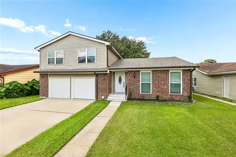 2212 Litchwood Ln, Harvey, LA 70058