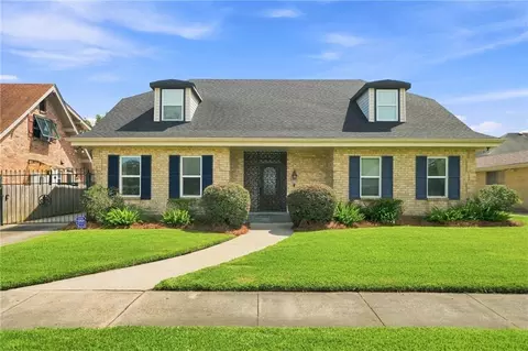 2334 Leon C Simon Dr, New Orleans, LA 70122