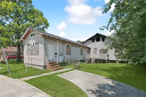 8915 S Claiborne Ave, New Orleans, LA 70118