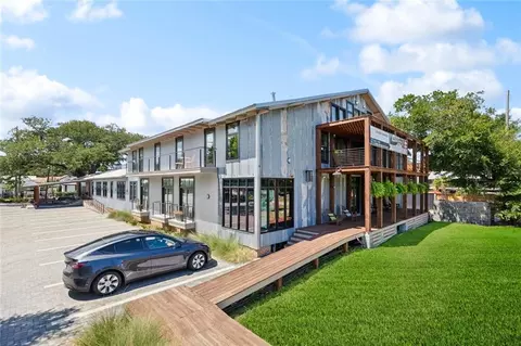 301 S Toulme St #105, Bay St Louis, MS 39520