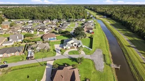 View/Area - 513 Maryland Dr, Luling, LA 70070 photo 4 of 10