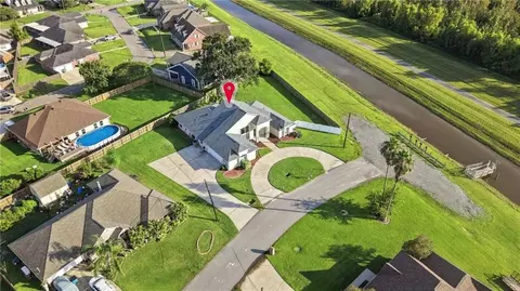 View/Area - 513 Maryland Dr, Luling, LA 70070 photo 1 of 10
