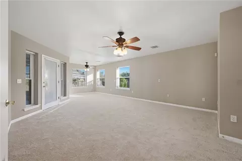 Living - 513 Maryland Dr, Luling, LA 70070 photo 5 of 6